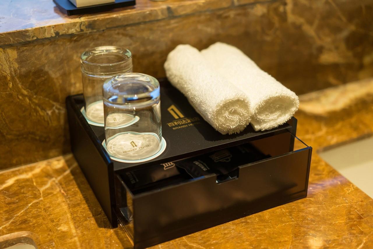 פושאן Brandi Hotel מראה חיצוני תמונה