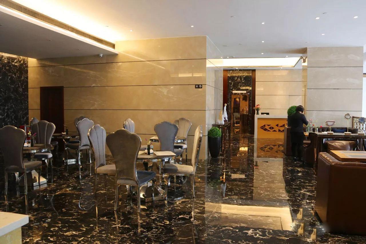 פושאן Brandi Hotel מראה חיצוני תמונה